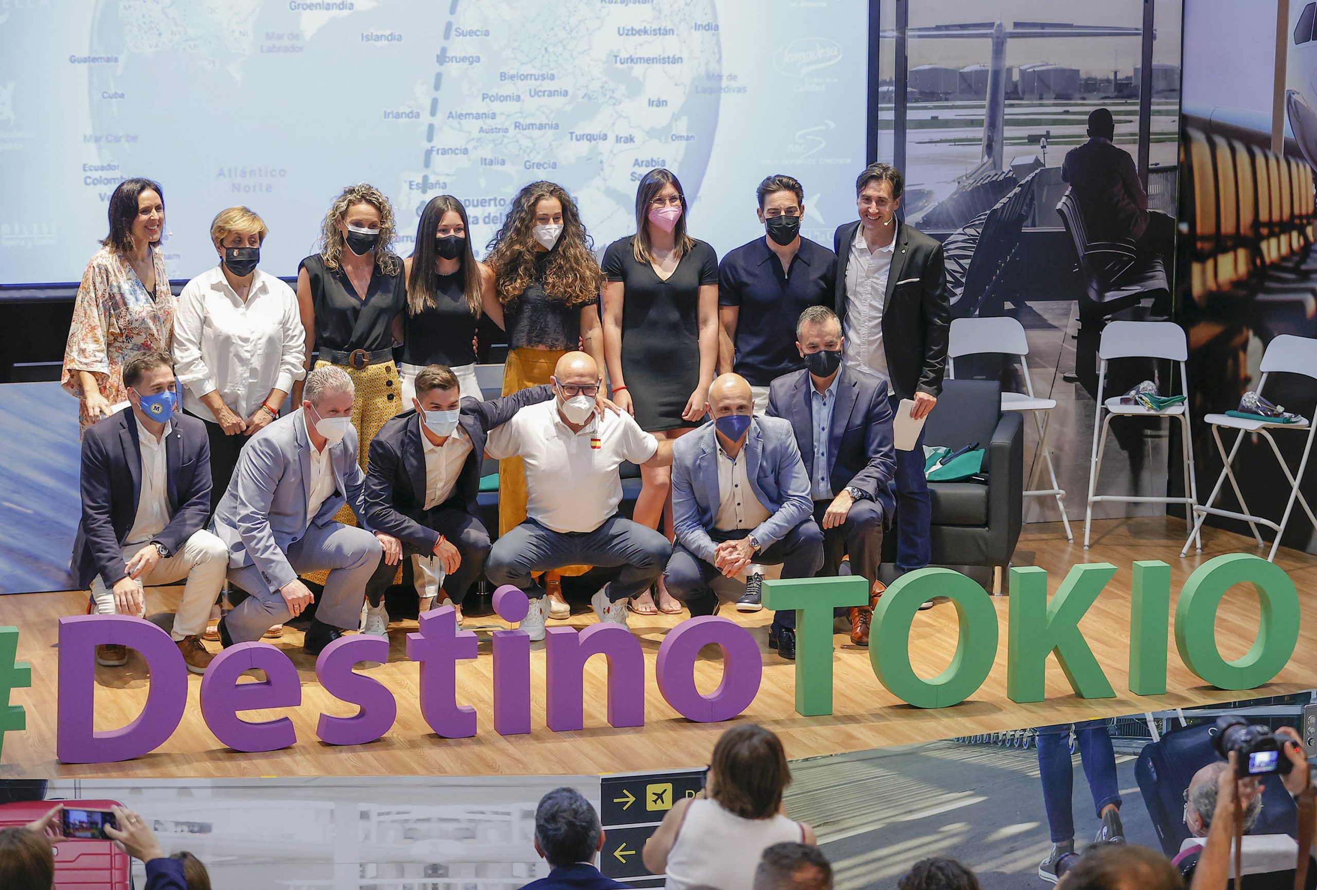 Damián Quintero, Marta López, Soledad López, Brahim Díaz y Paula Ruiz, homenajeados en “Destino Tokio”