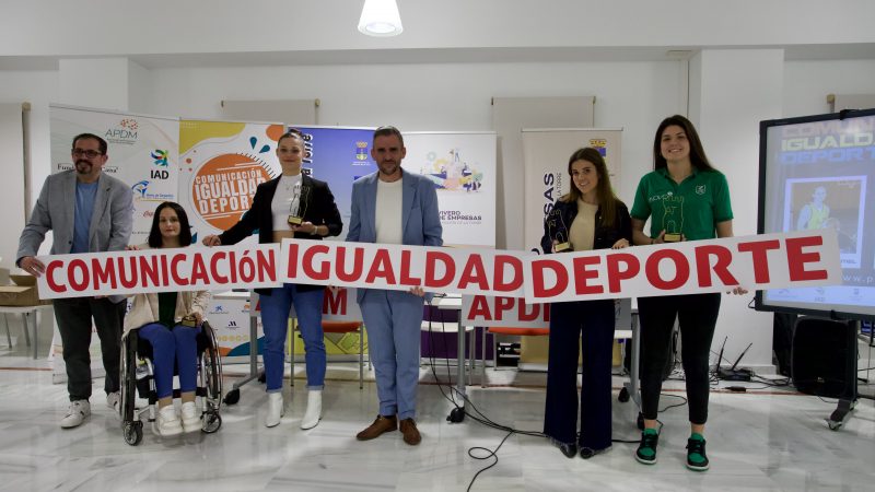 Participantes en la jornada Comunicación, Igualdad y Deporte en Alhaurín de la Torre.